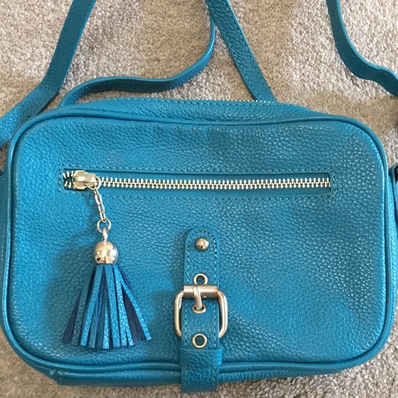 Danier | Leather Purse - Picture 2 of 6